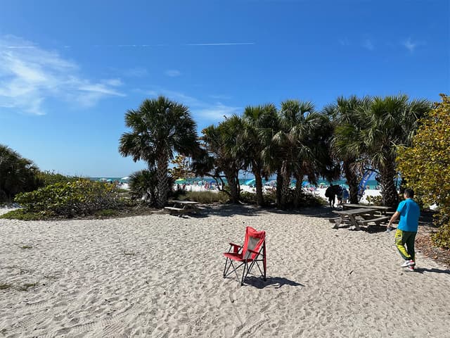 Lido Beach Pool & Pavilion gallery image