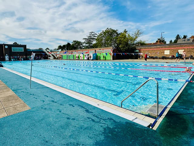 Charlton Lido gallery image