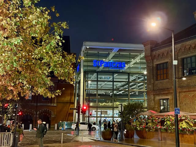 Pancras Square Leisure gallery image