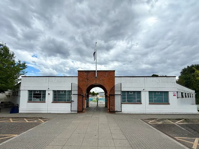 Hillingdon Lido gallery image