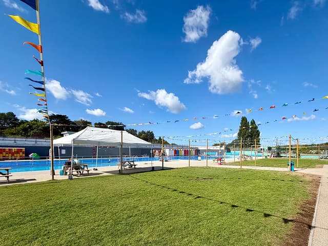 Hilsea Lido gallery image