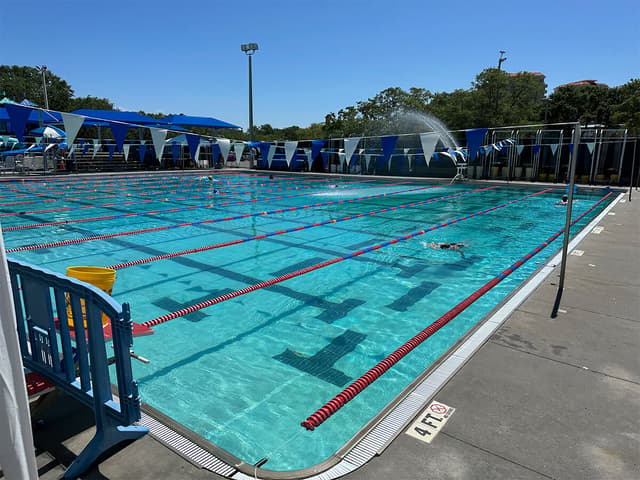 North Shore Aquatic Complex gallery image