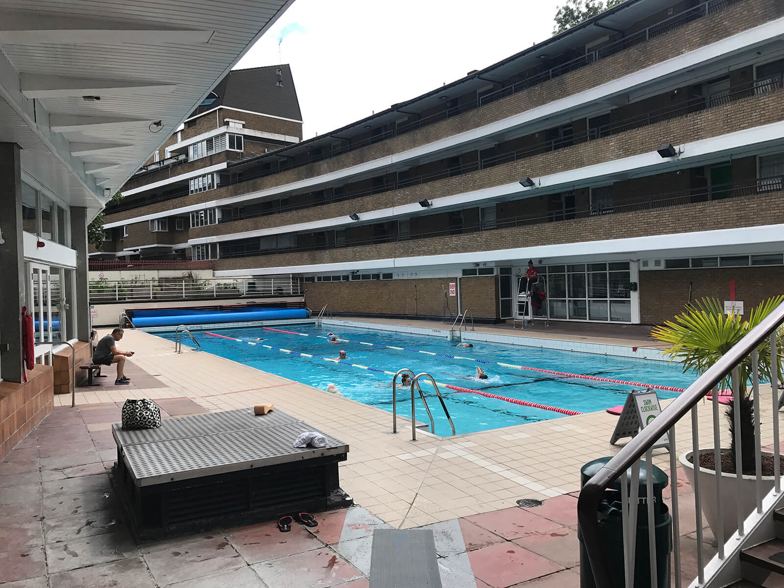 Oasis Sports Centre (Outdoor Lido Pool)