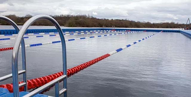 Cliff Lakes pool photo